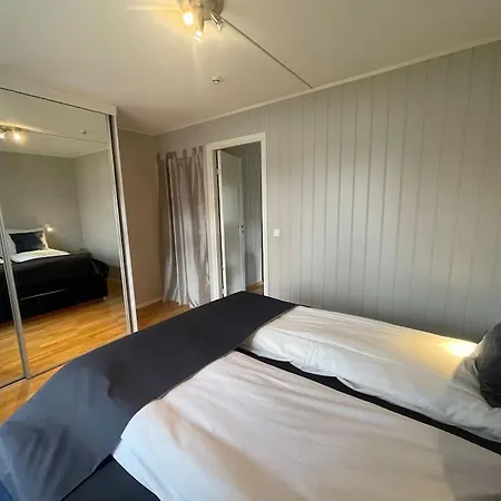 Skjomtind - Modern With Free Parking